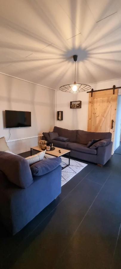 Gite Haras Du Bois De Formerie Exteriör bild